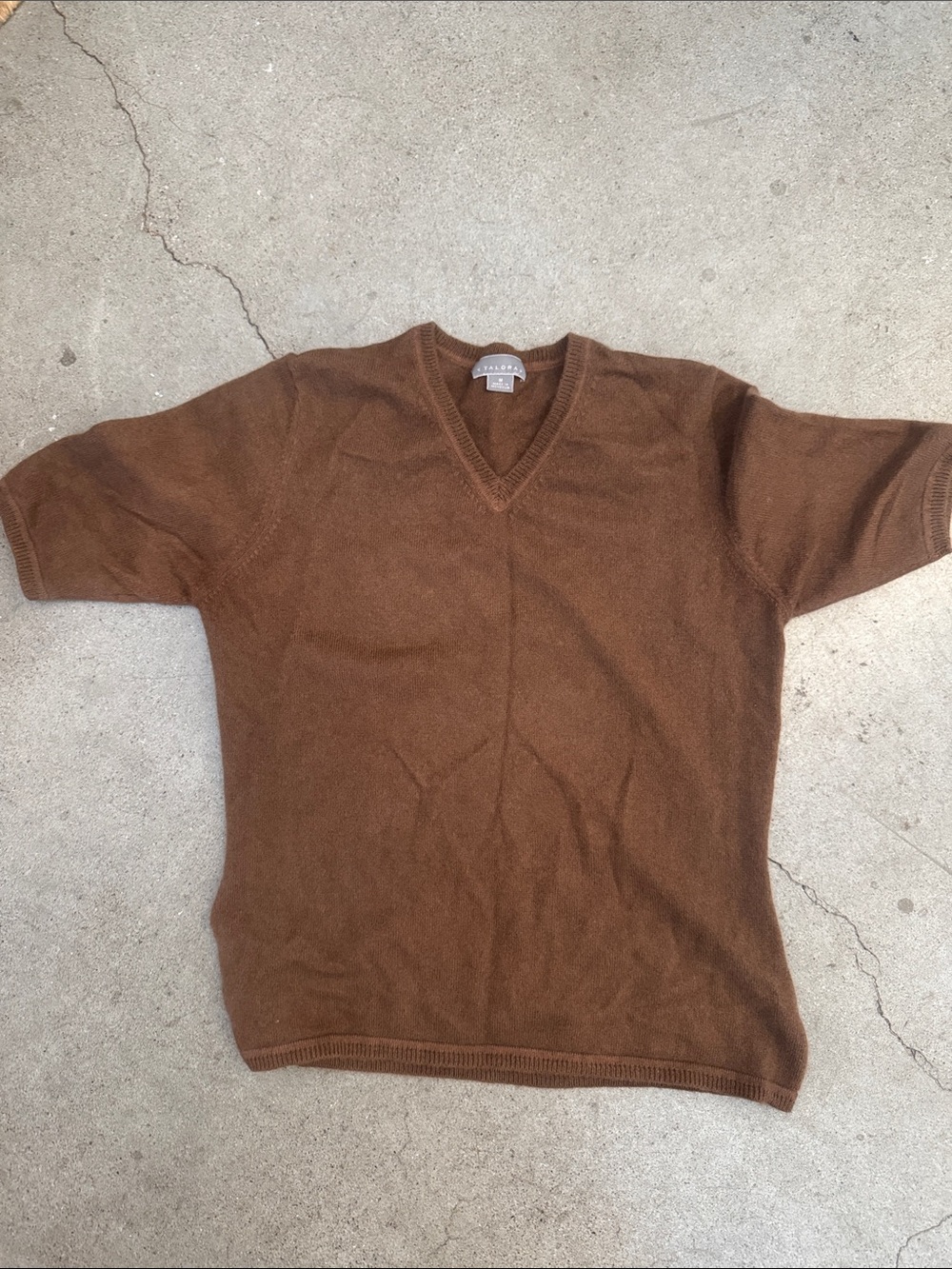 Brown V-Neck Women’s Cashmere Sweater - Classic Short Sleeve